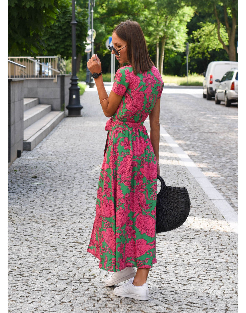 Women's Floral Dress with Flattering Silhouette | Versatile Summer Style for Wedding Guests or Cocktail Events