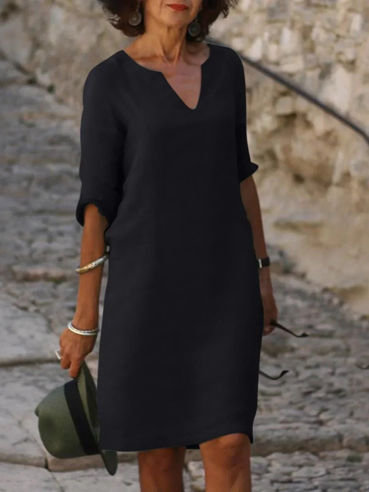 Women's Cocktail Dress with Flattering V-Neck Design | Elegant Fit for Timeless Sophistication