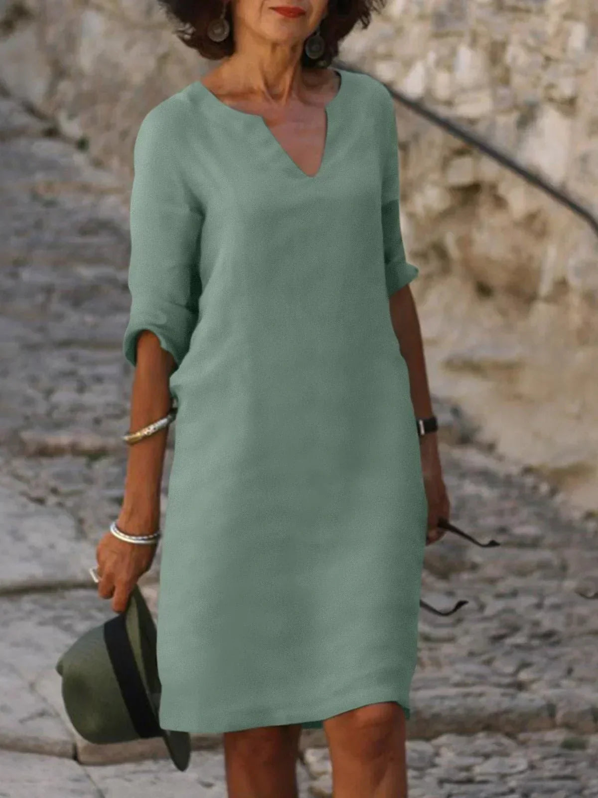 Women's Cocktail Dress with Flattering V-Neck Design | Elegant Fit for Timeless Sophistication
